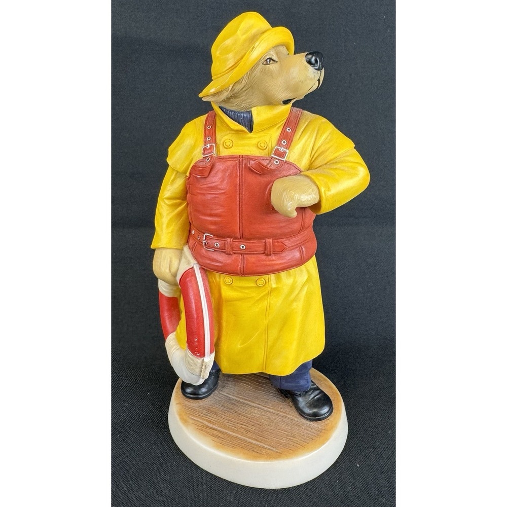 Vintage 1997 Robert Harrop Golden Retriever Lifeboat  Man CC107 Made In England